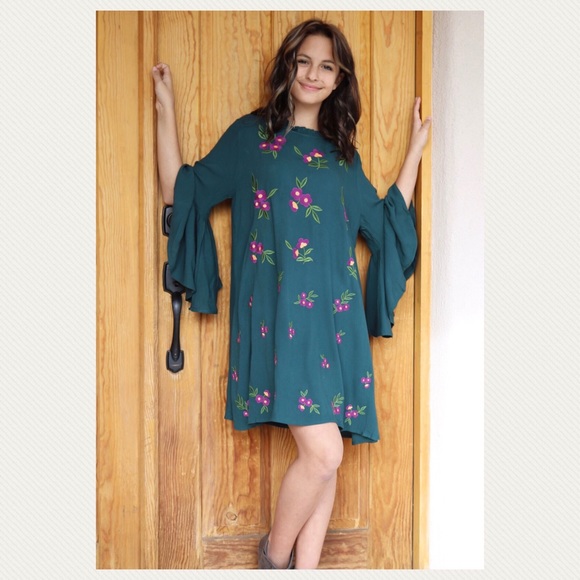 Umgee Dresses & Skirts - Umgee S L ONLY floral Embroidered bell sleeve dress dark teal